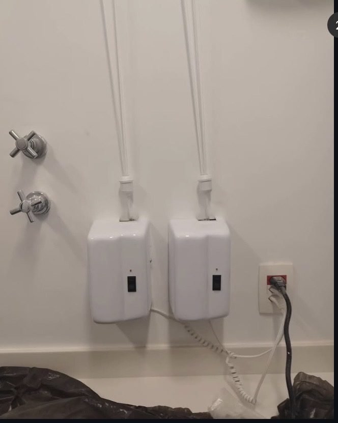 Detalhe técnico de varal elétrico